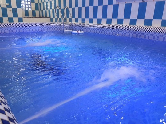 سه خوابه استخردار دربست