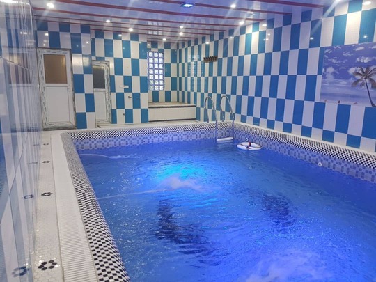 سه خوابه استخردار دربست