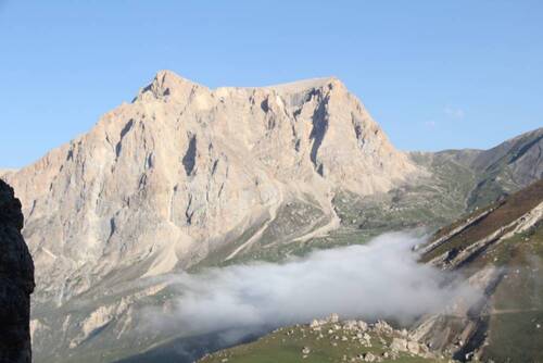 قله 4466 متری بازاردوزی، بام کشور آذربایجان