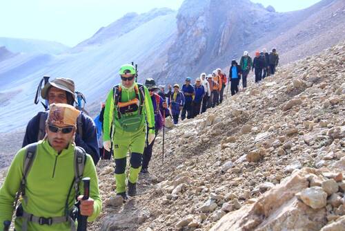 قله 4466 متری بازاردوزی، بام کشور آذربایجان