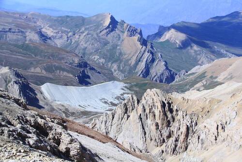 قله 4466 متری بازاردوزی، بام کشور آذربایجان