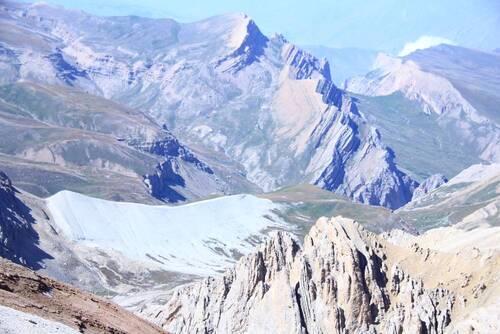 قله 4466 متری بازاردوزی، بام کشور آذربایجان