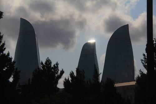 قله 4466 متری بازاردوزی، بام کشور آذربایجان