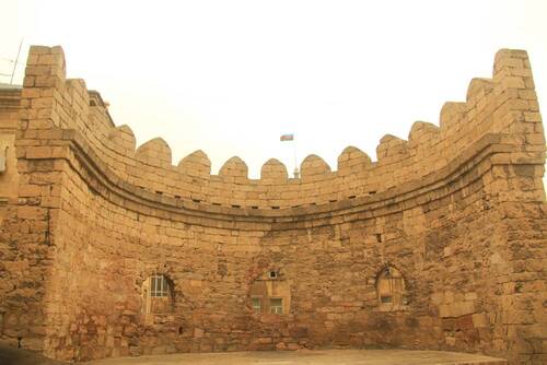 قله 4466 متری بازاردوزی، بام کشور آذربایجان