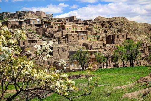 بوم چشمه نقره اتاق 3 (خراسان رضوی )