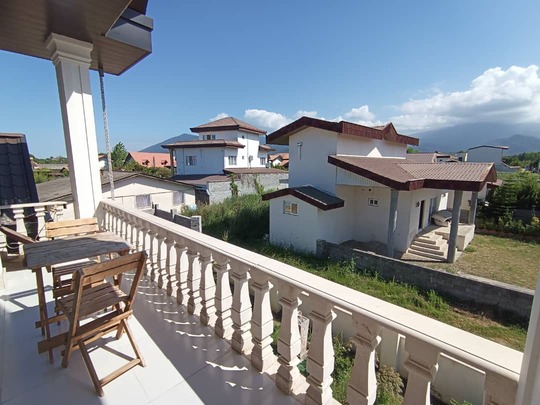 ویلا خانوادگی متل قو