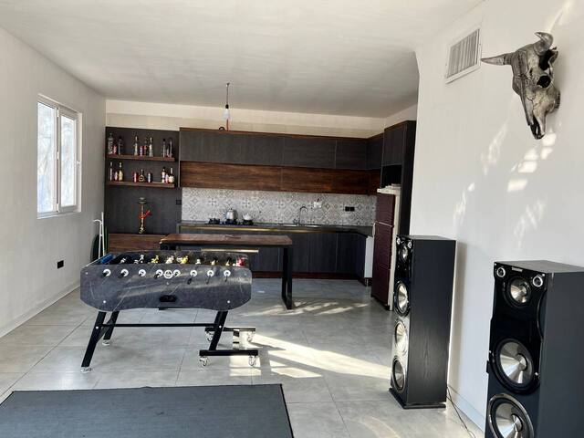 ویلا نورگیر استخردار کرج